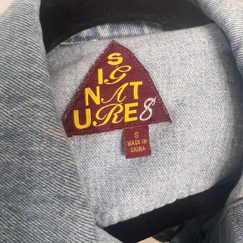 Cropped Jean Jacket - Picture 2 of 3